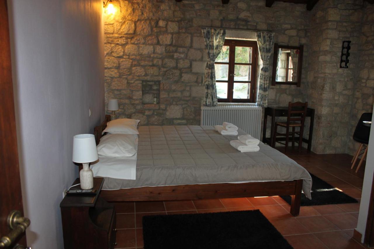 Saint George Hotel Kalavryta Eksteriør billede