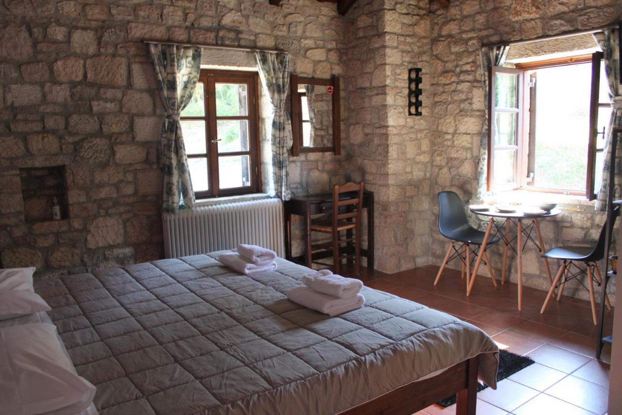 Saint George Hotel Kalavryta Eksteriør billede