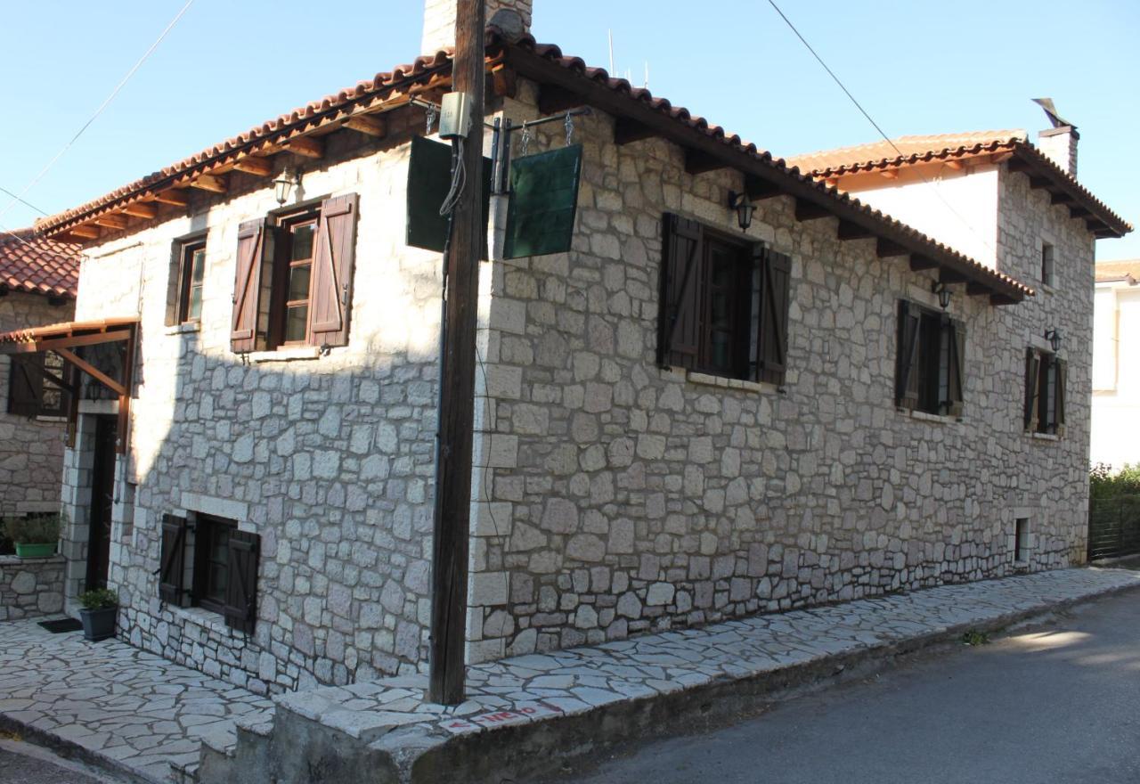 Saint George Hotel Kalavryta Eksteriør billede