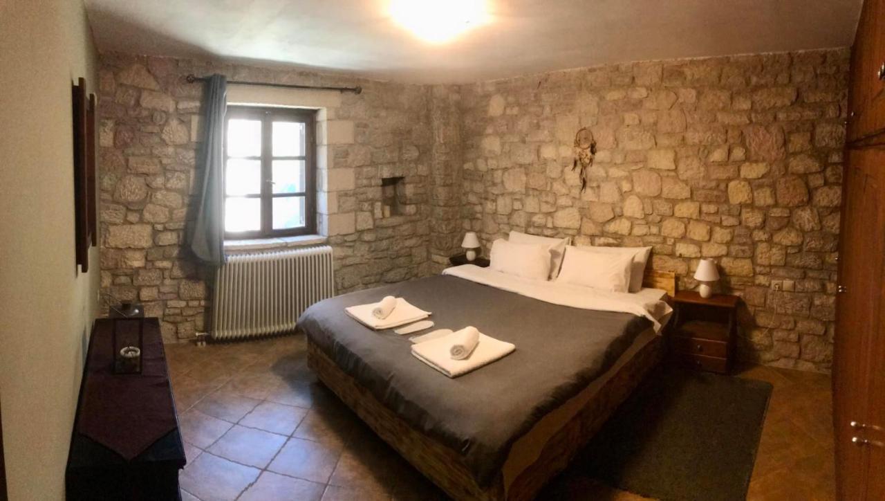 Saint George Hotel Kalavryta Eksteriør billede